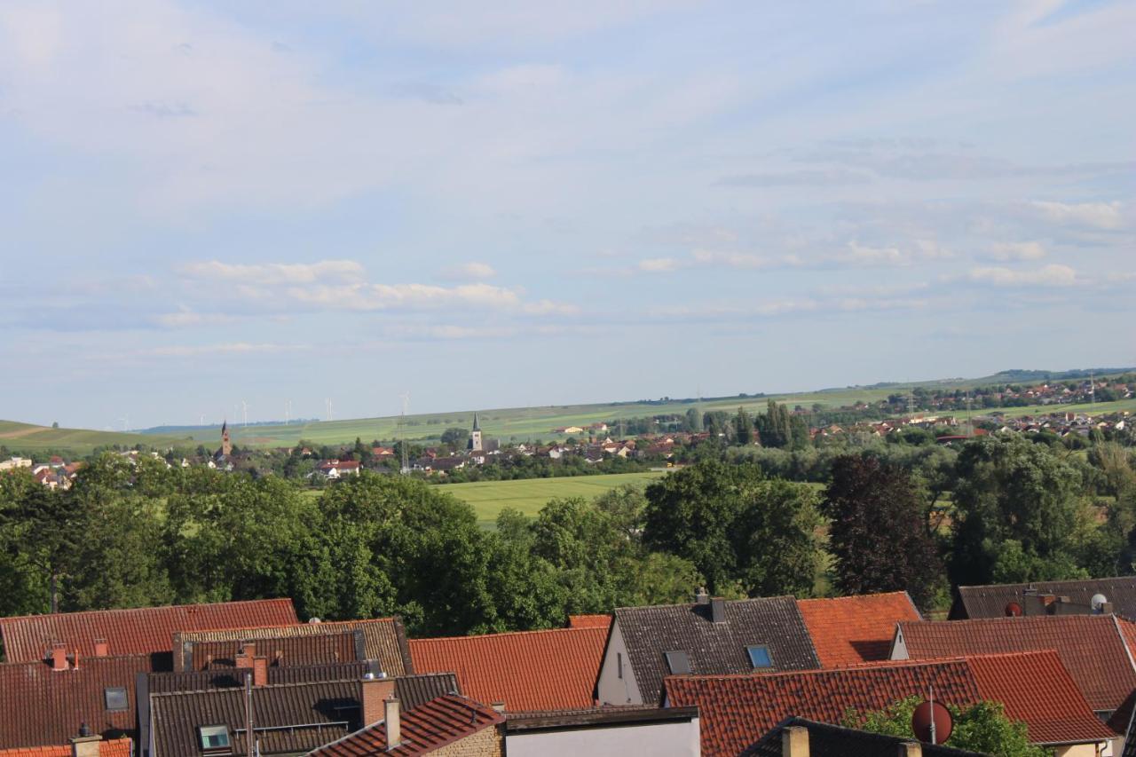 Hotel Gruener Baum Bretzenheim Экстерьер фото