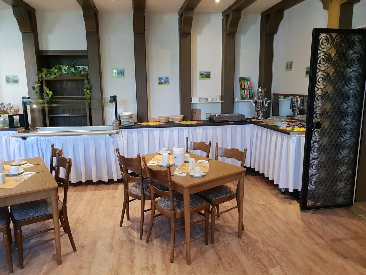 Hotel Gruener Baum Bretzenheim Экстерьер фото